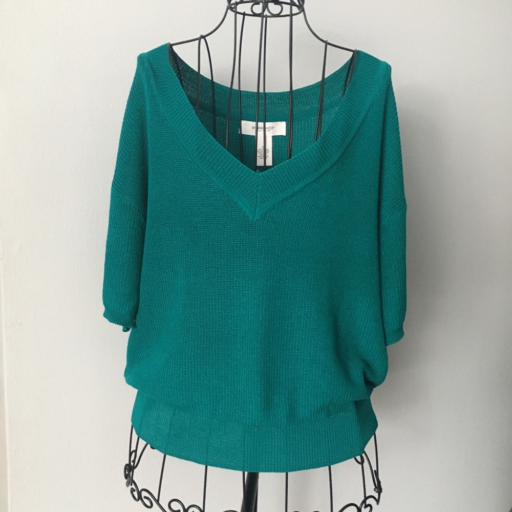 Green Short-sleeved Sweater
